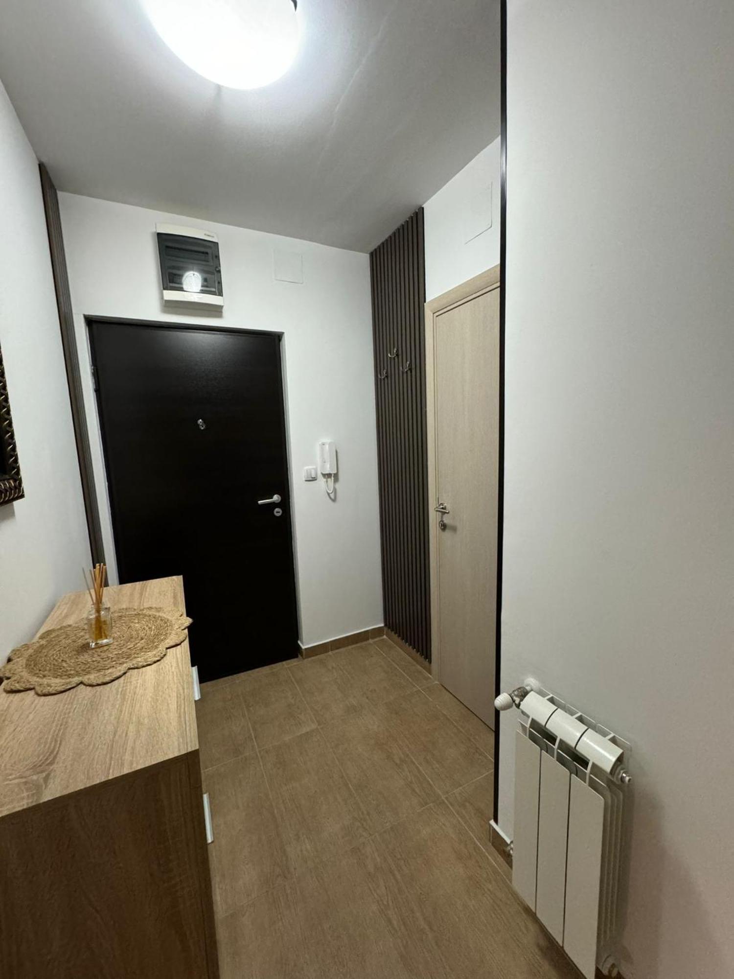 PožarevacStan Na Dan Aurora公寓 外观 照片